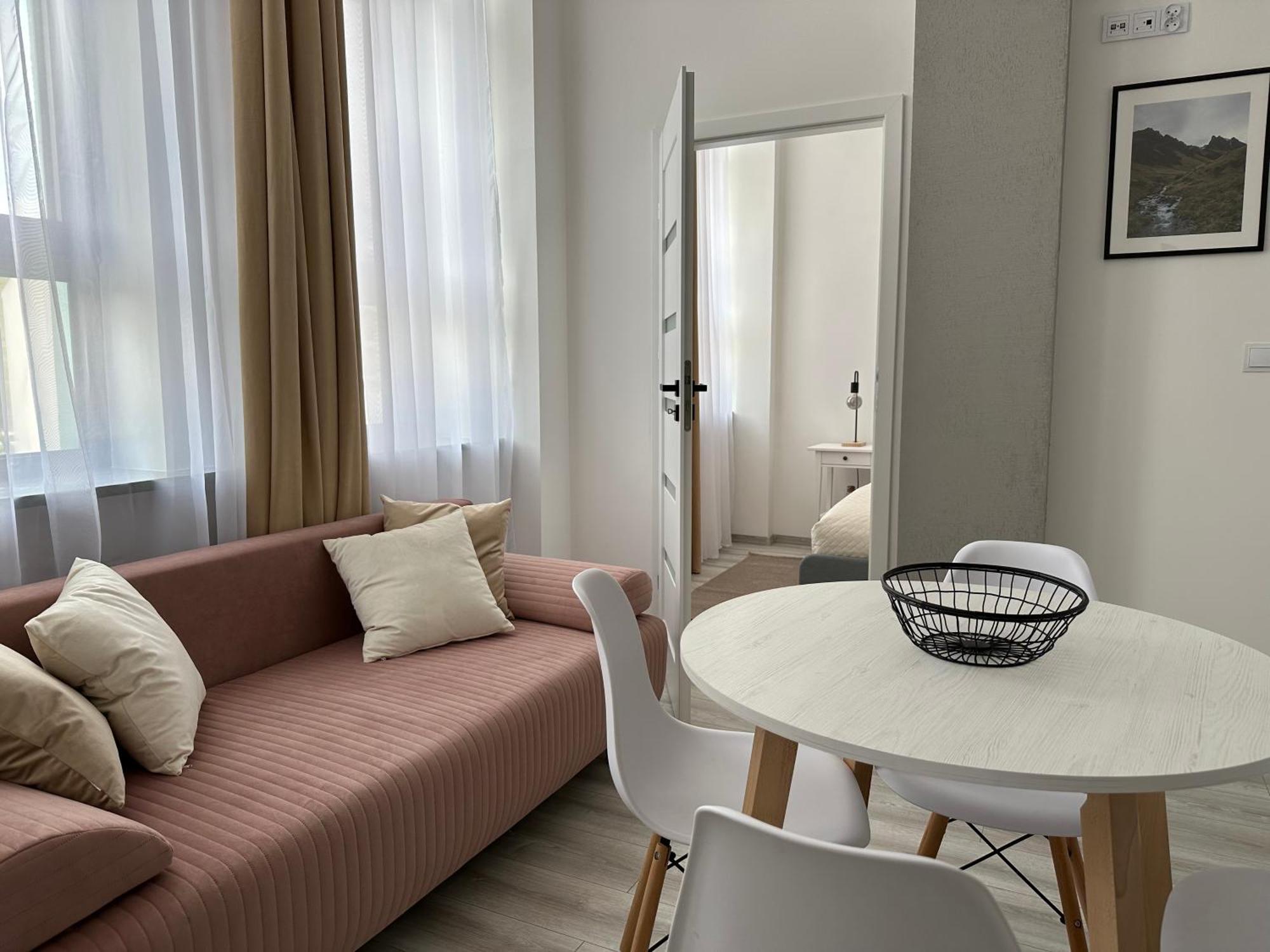Apartamenty Przy Deptaku سفينويتشي المظهر الخارجي الصورة